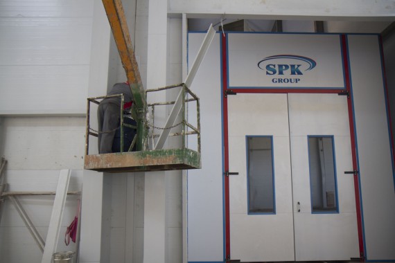 Возведение камеры SPK GROUP для смешивания и хранения красок на Заводе по производству дизельных двигателей (г. Астана)