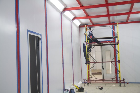 Возведение камеры SPK GROUP для смешивания и хранения красок на Заводе по производству дизельных двигателей (г. Астана)