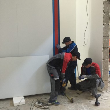 Возведение камеры SPK GROUP для смешивания и хранения красок на Заводе по производству дизельных двигателей (г. Астана)