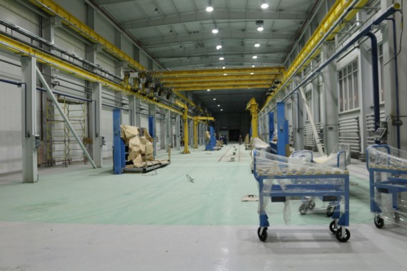 Расстановка нестандартного оборудования на Заводе по производству дизельных двигателей GEVO в Астане