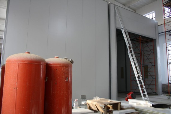 В Екатеринбурге специалистами SPK GROUP устанавливается покрасочно-сушильная камера для Музея РЖД