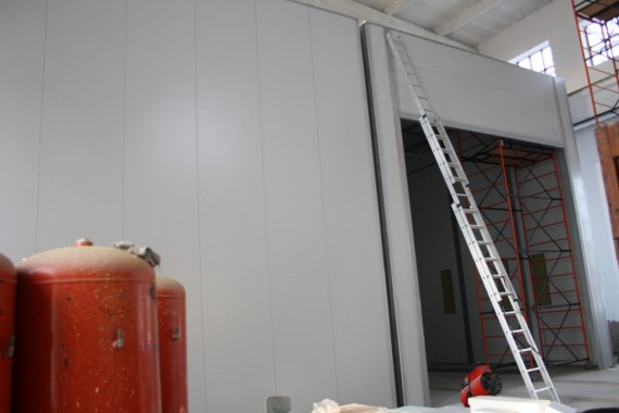 В Екатеринбурге специалистами SPK GROUP устанавливается покрасочно-сушильная камера для Музея РЖД