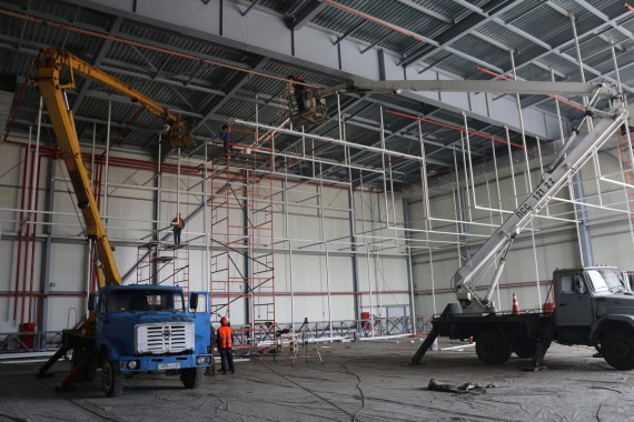 В Астане продолжается строительство камеры окраски и сушки для самолетов