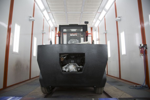 В г. Невьянске (Свердловская область) состоялся запуск покрасочно-сушильной камеры для погрузчиков