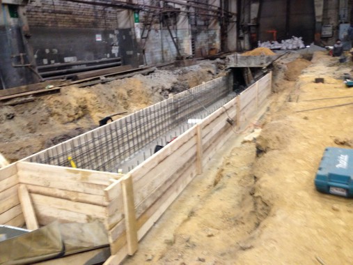 Строительство окрасочно-сушильной камеры для электровозов и локомотивов SPK.