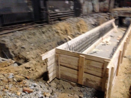 Строительство окрасочно-сушильной камеры для электровозов и локомотивов SPK.