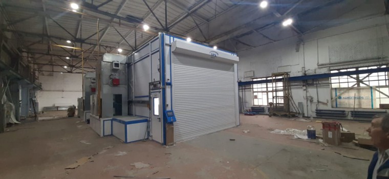 Покрасочно-сушильная камера для деталей спецтехники SPK-P 18.5.4