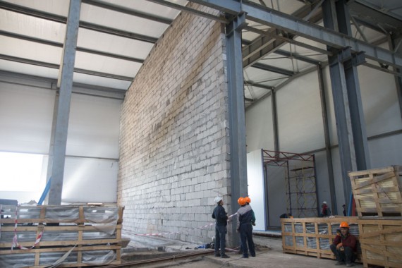 Строительство моечной камеры на Заводе по производству дизельных двигателей GEVO.