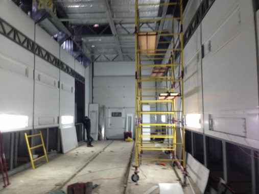 Демонтаж покрасочно-сушильной камеры для металлоконструкций "СтройМеханизация"