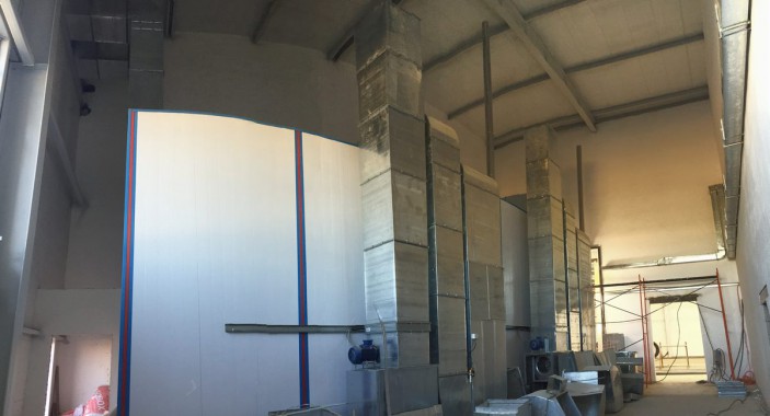 Окрасочно-сушильная камера для дизельных двигателей. Завод по производству дизельных двигателей "Астана Дизель Сервис", Астана (Казахстан)