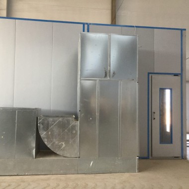 Проходная моечная камера для деталей дизельных двигателей. Завод по производству дизельных двигателей GEVO для локомотивов в Астане (Казахстан)