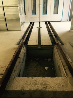 Проходная моечная камера для деталей дизельных двигателей. Завод по производству дизельных двигателей GEVO для локомотивов в Астане (Казахстан)