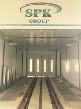 Проходная моечная камера для деталей дизельных двигателей. Завод по производству дизельных двигателей GEVO для локомотивов в Астане (Казахстан)