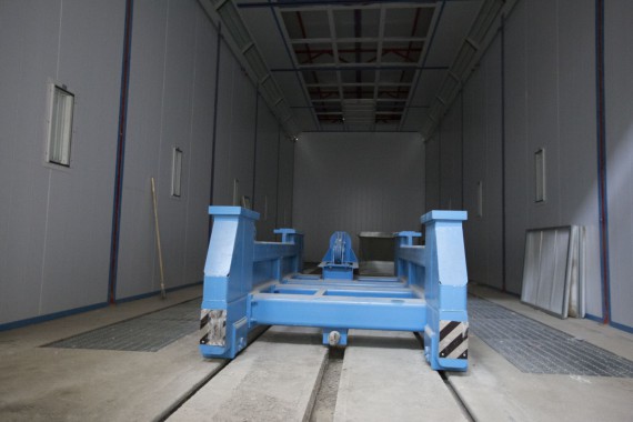 Окрасочно-сушильная камера для дизельных двигателей. Завод по производству дизельных двигателей "Астана Дизель Сервис", Астана (Казахстан)