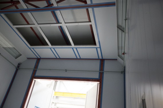 Окрасочно-сушильная камера для дизельных двигателей. Завод по производству дизельных двигателей "Астана Дизель Сервис", Астана (Казахстан)