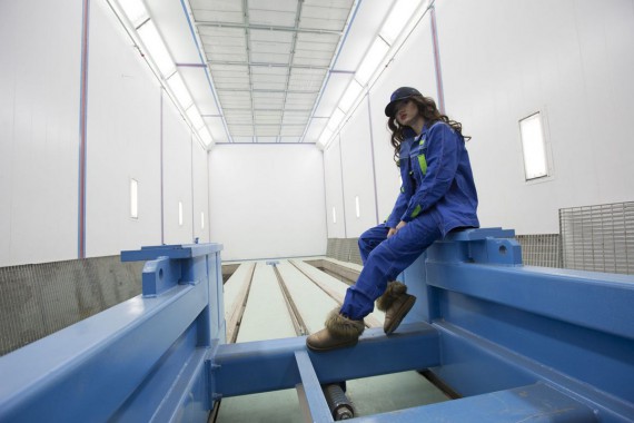 Окрасочно-сушильная камера для дизельных двигателей. Завод по производству дизельных двигателей "Астана Дизель Сервис", Астана (Казахстан)