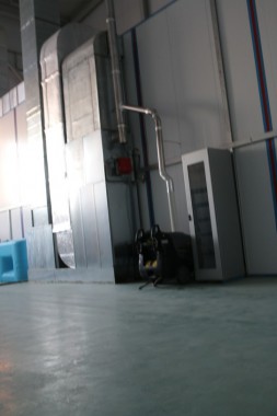 Обитаемая моечная камера. Завод по производству дизельных двигателей GEVO.