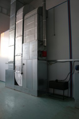 Обитаемая моечная камера. Завод по производству дизельных двигателей GEVO.