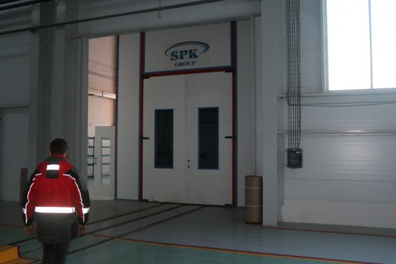 Обитаемая моечная камера. Завод по производству дизельных двигателей GEVO.