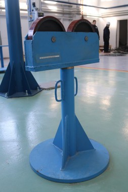 Подставка под коленвал