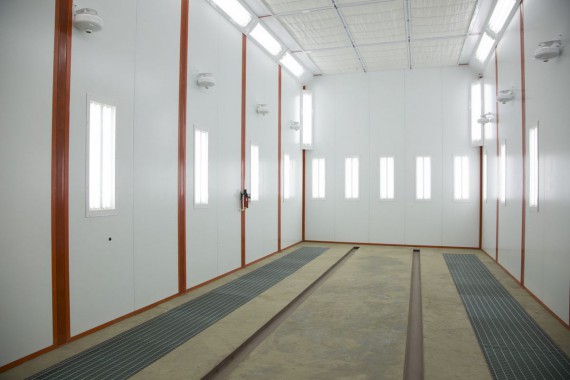 Окрасочно-сушильная камера для вилочных погрузчиков и металлоконструкций (Невьянский Машиностроительный Завод, г. Невьянск, Свердловская область)