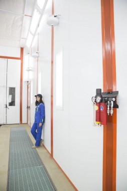 Окрасочно-сушильная камера для вилочных погрузчиков и металлоконструкций (Невьянский Машиностроительный Завод, г. Невьянск, Свердловская область)