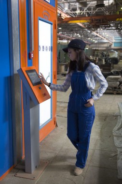 Окрасочно-сушильная камера для вилочных погрузчиков и металлоконструкций (Невьянский Машиностроительный Завод, г. Невьянск, Свердловская область)