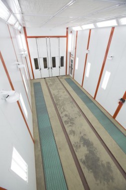 Окрасочно-сушильная камера для вилочных погрузчиков и металлоконструкций (Невьянский Машиностроительный Завод, г. Невьянск, Свердловская область)