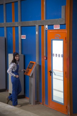 Окрасочно-сушильная камера для вилочных погрузчиков и металлоконструкций (Невьянский Машиностроительный Завод, г. Невьянск, Свердловская область)