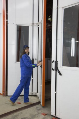 Окрасочно-сушильная камера для вилочных погрузчиков и металлоконструкций (Невьянский Машиностроительный Завод, г. Невьянск, Свердловская область)