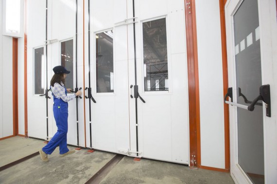 Окрасочно-сушильная камера для вилочных погрузчиков и металлоконструкций (Невьянский Машиностроительный Завод, г. Невьянск, Свердловская область)