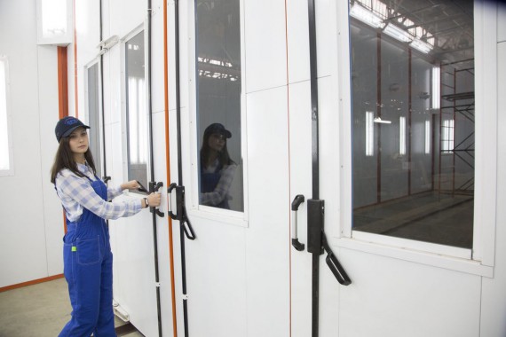 Окрасочно-сушильная камера для вилочных погрузчиков и металлоконструкций (Невьянский Машиностроительный Завод, г. Невьянск, Свердловская область)