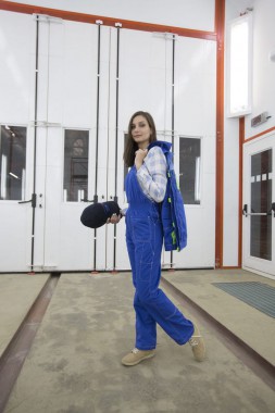 Окрасочно-сушильная камера для вилочных погрузчиков и металлоконструкций (Невьянский Машиностроительный Завод, г. Невьянск, Свердловская область)