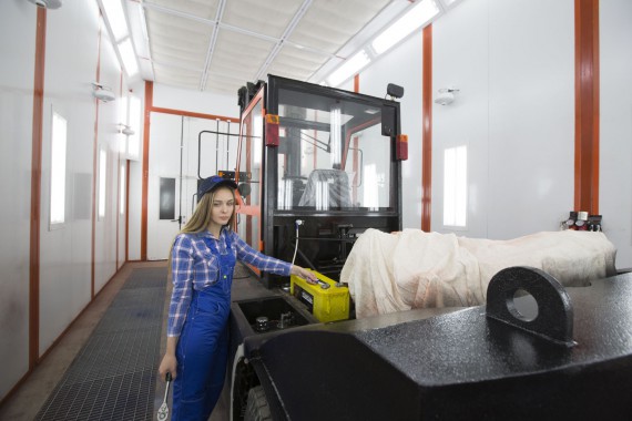 Окрасочно-сушильная камера для вилочных погрузчиков и металлоконструкций (Невьянский Машиностроительный Завод, г. Невьянск, Свердловская область)