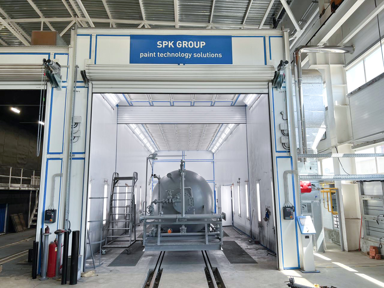 окрасочная камера с вытяжкой снизу