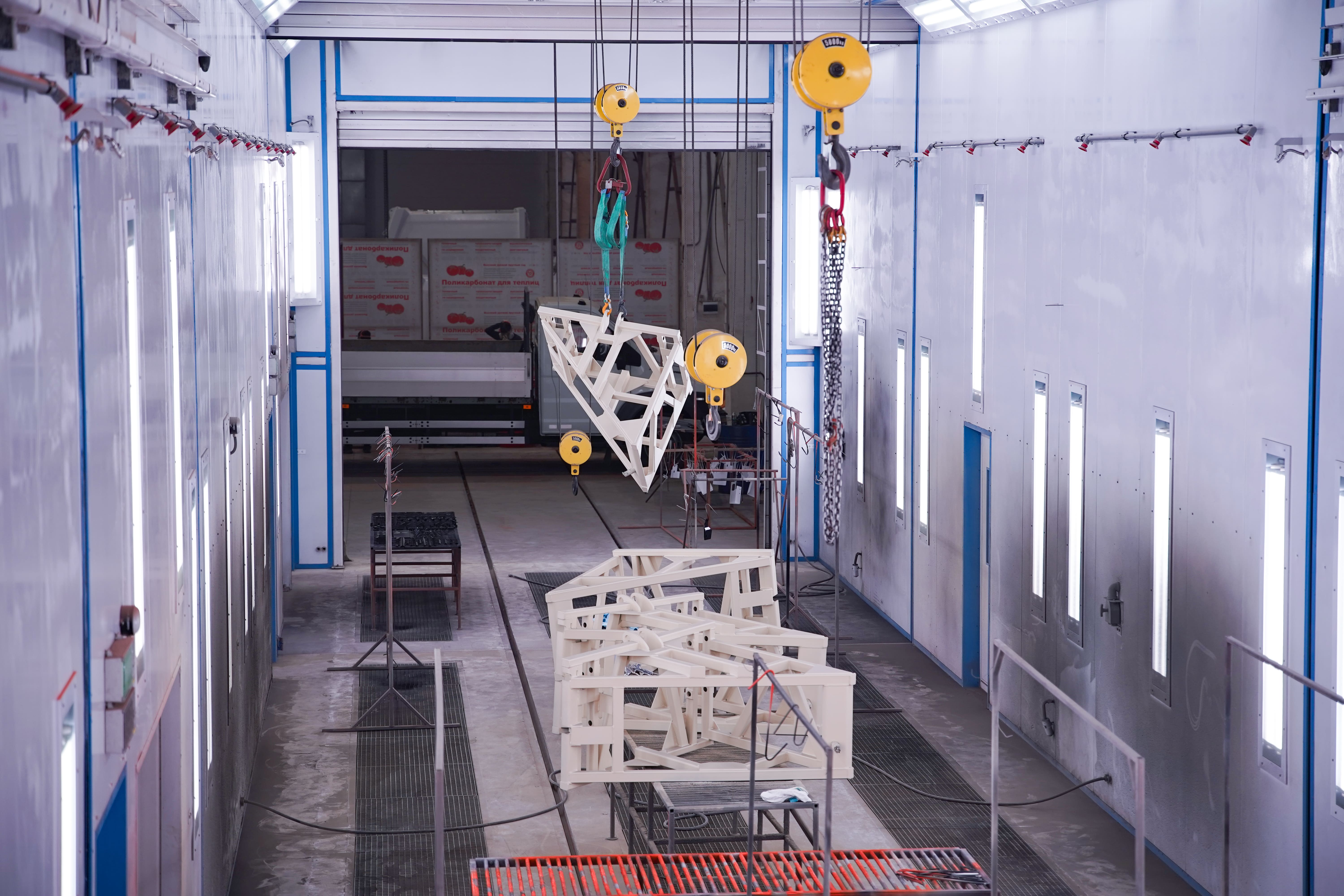 окрасочная камера с тельфером